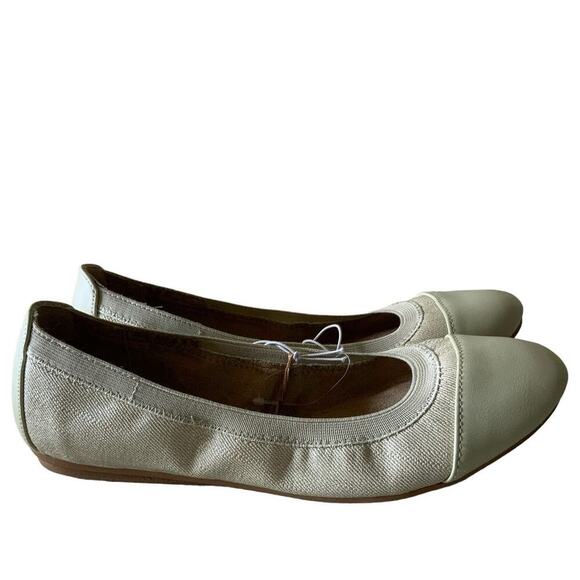 Baretraps Anise Flats Womens Size 7.5 Memory Foam Antimicrobial Footbed Shoes - Picture 1 of 9